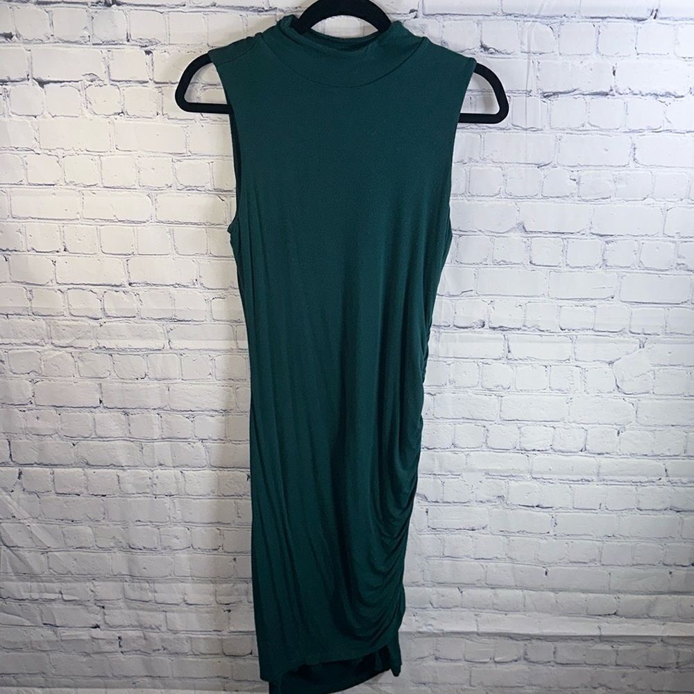 👗 Halogen Mock Neck Green Dress - Size Small - Jersey Knit with Side Ruching